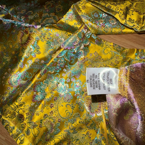 Dolls Kill Mable shiny gold Asian style pants. Size Medium fit 6 maybe 8 party - Picture 3 of 5